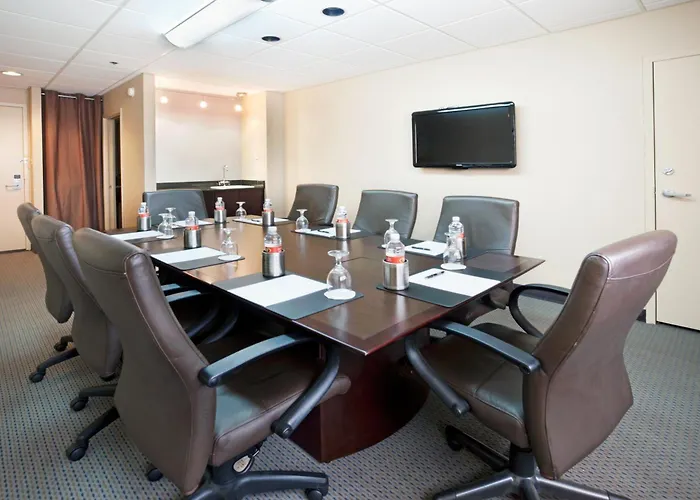 Crowne Plaza San Antonio Airport By Ihg Hotel